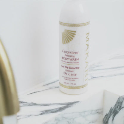 EXFOLIATING BODY WASH WITH VITAMIN C & ALOE VERA